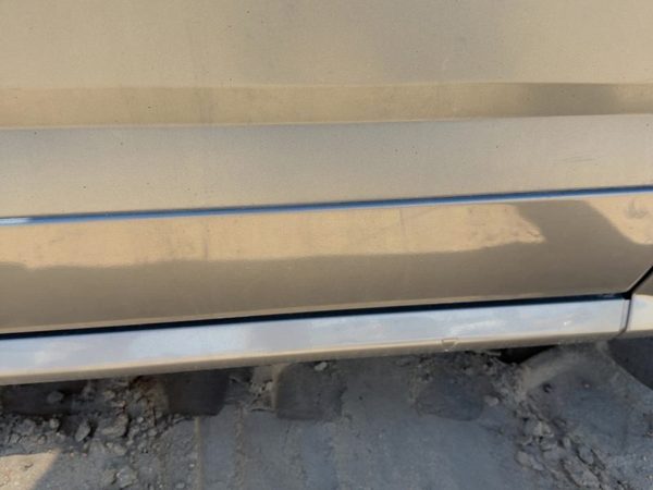 04-05 Srx Passenger Right Front Moulding From Door Oem Trim Strip Silver 42U — photo 8