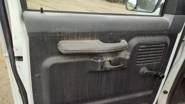 1992-1996 Ford Van E250 Driver Left Front Door Trim Panel Manual Gray — photo 2