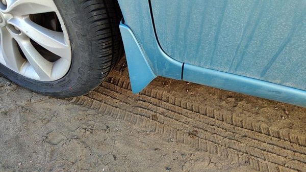 2012-2019 Nissan Versa Note Driver Left Moulding From Fender Trim Strip Blue Rbe — photo 3