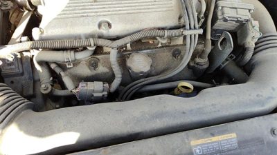 2004-2006 Chevy New Style Malibu Front Valve Cover Oem 3.5L 12578137