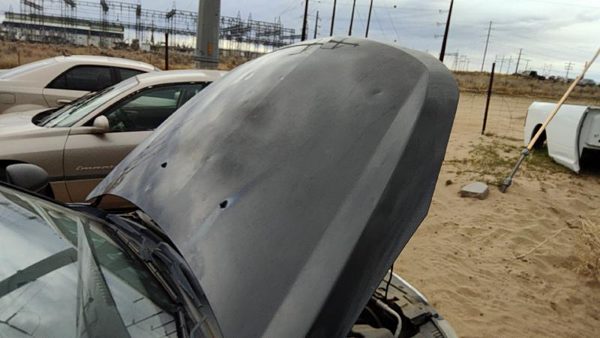 2011 Chevy Cruze Hood Black Gar — photo 2