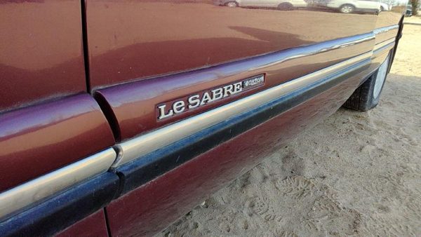 97-99 Buick Lesabre Driver Left Front Moulding From Door Trim 51B Bordeaux Red — photo 5