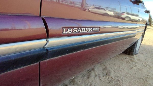97-99 Buick Lesabre Driver Left Front Moulding From Door Trim 51B Bordeaux Red — photo 6