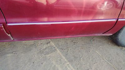 96-99 Olds 88 Passenger Right Front Moulding From Door Oem Trim Strip Red