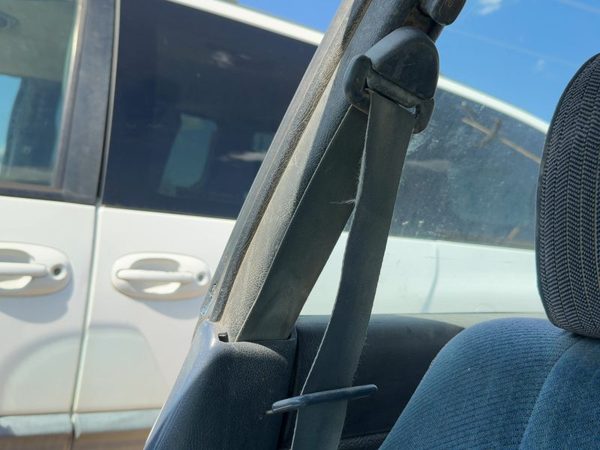 1994 Subaru Legacy Rhd Passenger Right B-Pillar Trim Panel Oem — photo 6