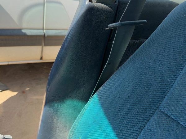 1994 Subaru Legacy Rhd Passenger Right B-Pillar Trim Panel Oem — photo 3