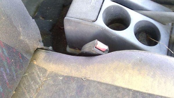 1996 Geo Tracker Passenger Right Front Seat Belt Buckle Receiver Oem Black — photo 6