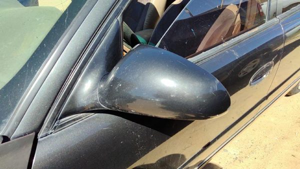 2003-2004 Buick Regal Driver Left Power Side Mirror Door Mounted Oem Black — photo 1