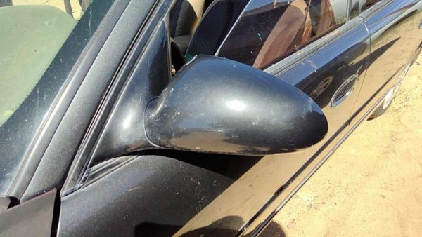 2003-2004 Buick Regal Driver Left Power Side Mirror Door Mounted Oem Black — photo 2