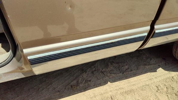 1995-1998 Silverado 2500 Driver Left Rear Moulding On Cab Panel Oem — photo 6