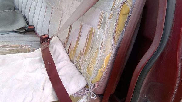 1988 Gmc Sierra 2500 Driver Left Front Seat Belt Retractor Oem Shoulder Red — photo 5