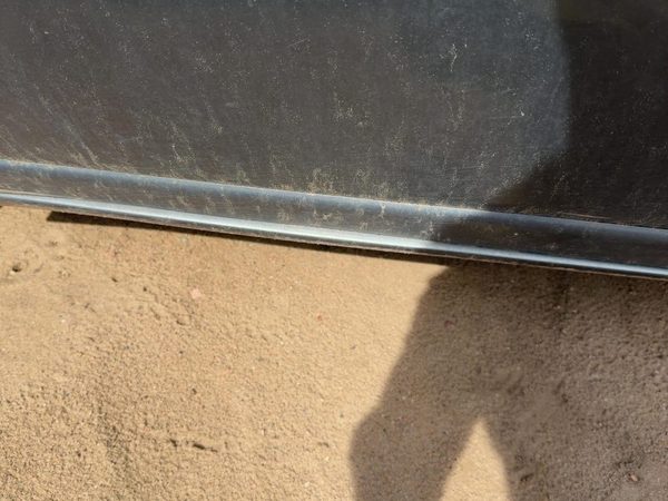 98-04 Seville Driver Left Front Moulding From Door Lower Molding Sedan Sts Thund — photo 3