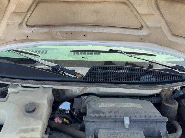 1996-2024 Chevy Express 2500 Windshield Wiper Cowl Vent Trim Panel Oem Cover — photo 1