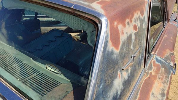 1964 Ford Thunderbird Quarter Panel Moulding Coupe RH — photo 9