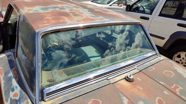 1964 Ford Thunderbird Quarter Panel Moulding Coupe RH — photo 1