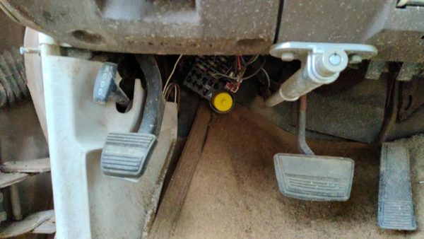 1978-1983 Chevy Malibu Parking Brake Pedal Assembly Oem Complete Emergency Unit — photo 1