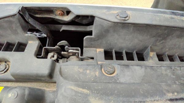 2010-2014 Subaru Legacy Outback Hood Latch Assembly With Bracket Oem — photo 4