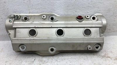 1988 Toyota Camry Rear Back Valve Cover Oem 2.5L V6