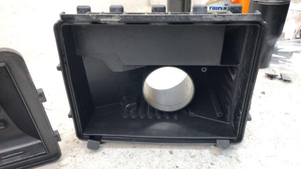 06-09 Lacrosse Complete Air Intake Cleaner Filter Box Housing With Tube Oem 3.8L — photo 9