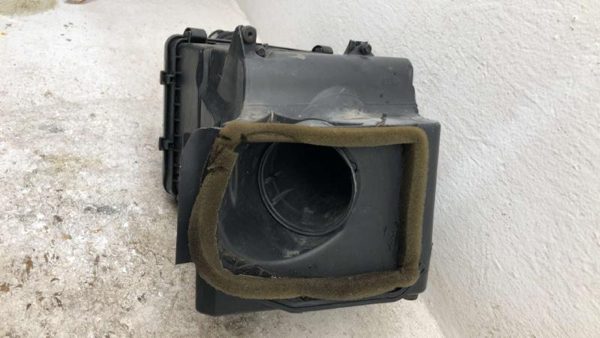 06-09 Lacrosse Complete Air Intake Cleaner Filter Box Housing With Tube Oem 3.8L — photo 12