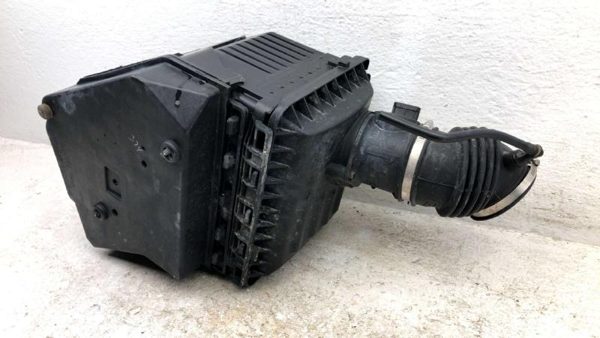 06-09 Lacrosse Complete Air Intake Cleaner Filter Box Housing With Tube Oem 3.8L — photo 17