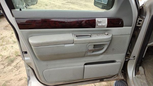 03 Lincoln Aviator Driver Left Front Door Trim Panel With Master Switch Gray Bl — photo 2