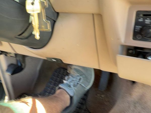 91-94 Ford Explorer 2 Dr Lower Dash Under Column Knee Bolster Trim Panel OEM Tan — photo 2