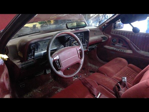 1991 Oldsmobile Toronado — vehicle photo 5