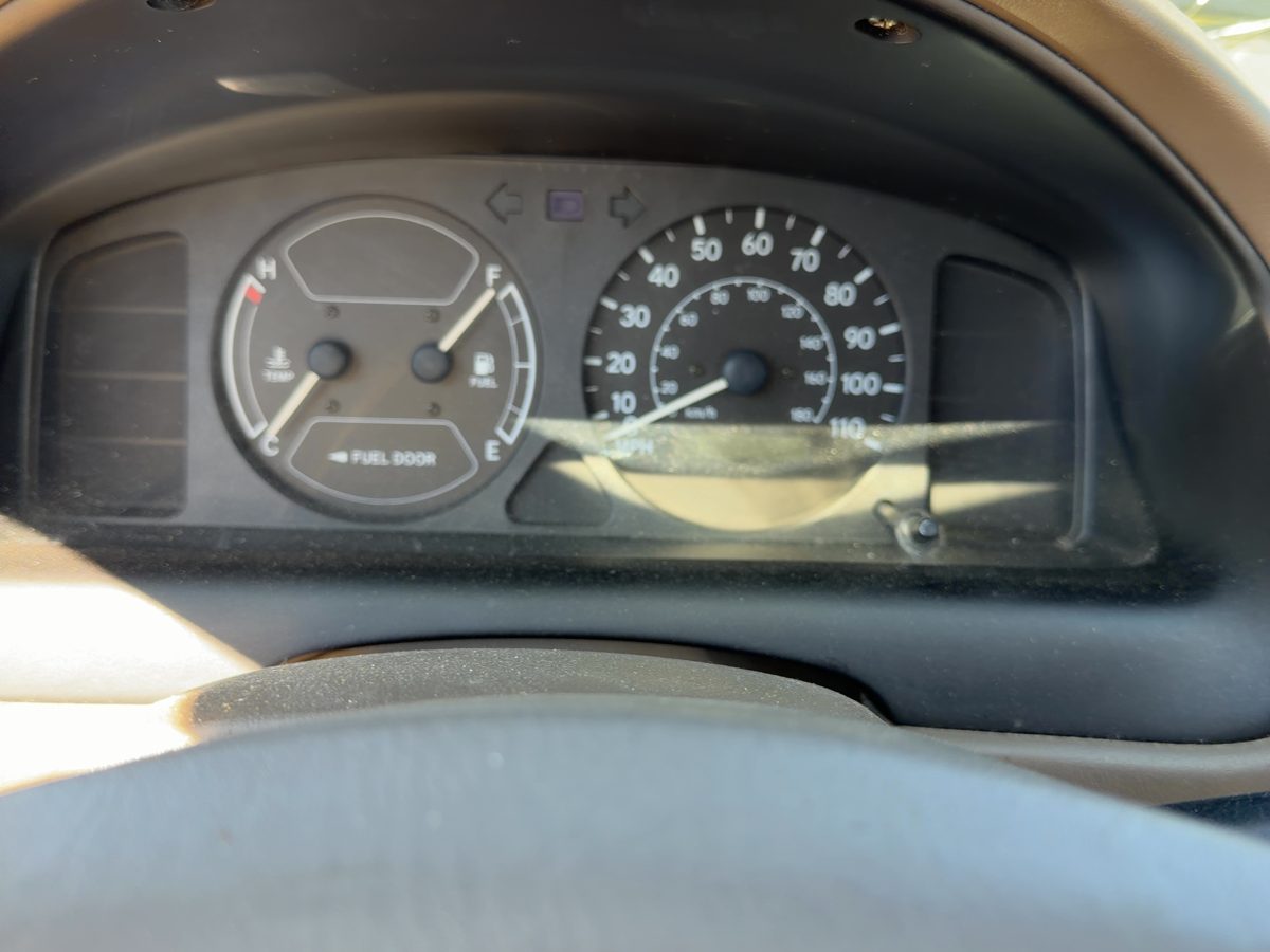 98-02 Corolla Speedometer Cluster Instrument Gauges Panel Dash Mph Black Face