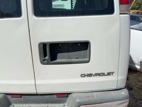 2000 Chevy Express 2500 Miscellaneous Parts — photo 4