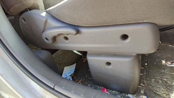 2001-2005 Chrysler Pt Cruiser Passenger Right Side Seat Trim Panel Oem Fl Taupe — photo 2