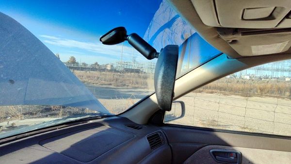 1997-2001 Toyota Camry Inside Rear View Mirror Oem Windshield Mounted — photo 2