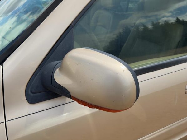 04-07 Buick Rainier Driver Left Power Side Mirror Door Mounted Oem Cashmere 15U — photo 6