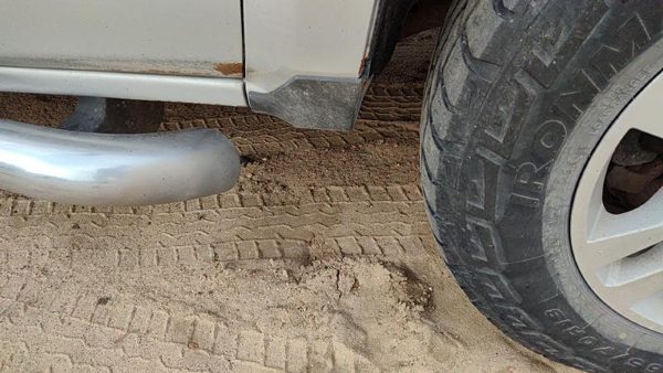 14-19 Silverado 1500 Passenger Right Moulding From Fender Oem Trim Strip — photo 3