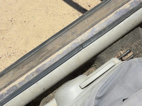 2005-2010 Chevy Cobalt Driver Left Lower Kick Trim Panel Oem Gray 14B — photo 6