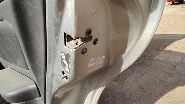 00-05 Pontiac Bonneville Passenger Right Rear Door Latch With Rods/Cables Back — photo 2