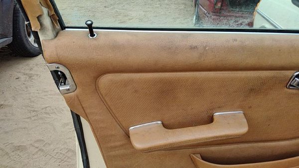 1979-1985 Mercedes 300Td Driver Left Front Door Trim Panel Brown — photo 2