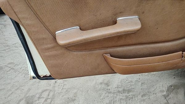1979-1985 Mercedes 300Td Driver Left Front Door Trim Panel Brown — photo 8