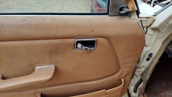 1979-1985 Mercedes 300Td Driver Left Front Door Trim Panel Brown — photo 5