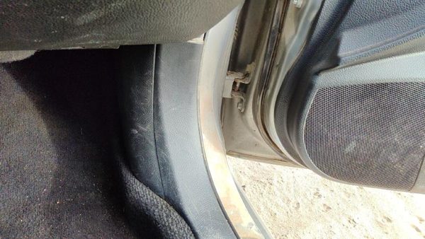 10-14 Subaru Legacy Outback Passenger Right Lower Sill Step Moulding Trim Panel — photo 5
