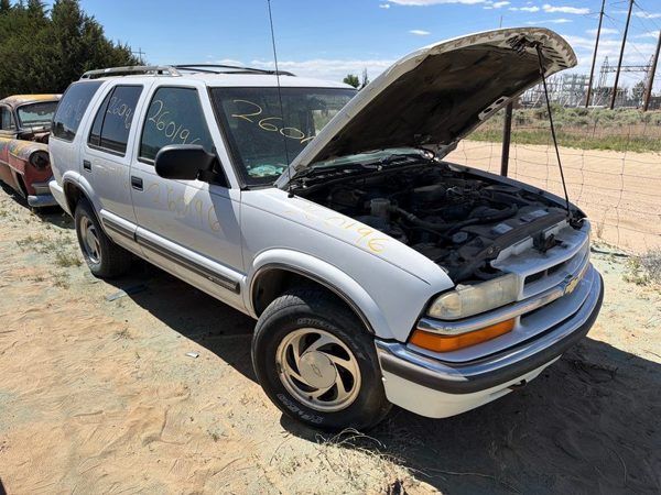 2001 Chevrolet S10 Transmission Oil Cooler AT — photo 1