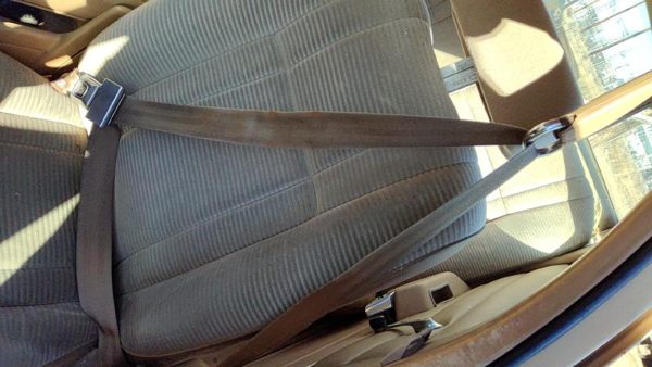 1984-1987 Ford Tempo Driver Left Front Seat Belt Retractor Oem Shoulder Tan — photo 3