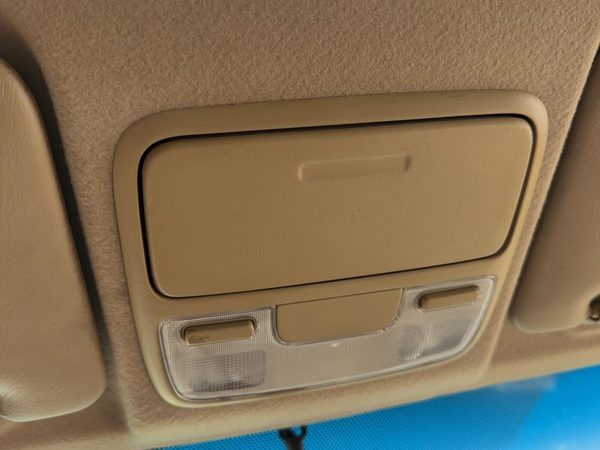 2005 Honda Crv Center Overhead Console Oem Dome Light Map Lamp Cubby Tan — photo 1