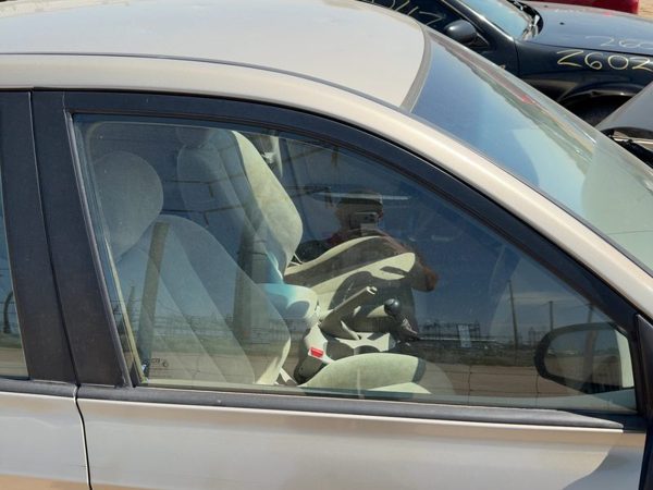 2001-2006 Hyundai Elantra Passenger Right Front Side Window Door Glass Oem — photo 2