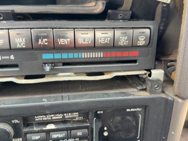 1990 Subaru Legacy Temperature Control Module In Dash Heater Ac Head Unit Oem — photo 2