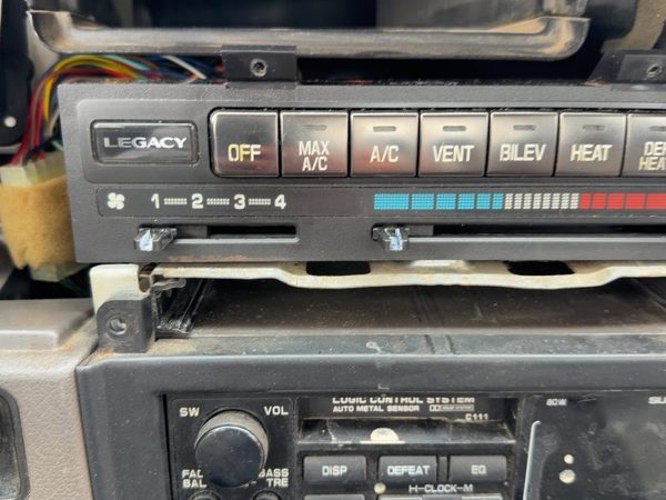 1990 Subaru Legacy Temperature Control Module In Dash Heater Ac Head Unit Oem — photo 3