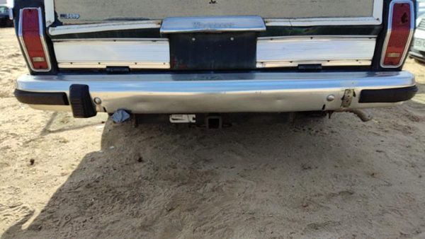 1984-1991 Jeep Grand Wagoneer Chrome Rear Bumper Assembly With Brackets Oem Back — photo 1
