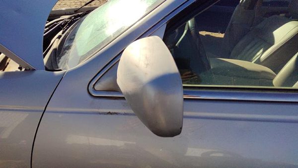 2003-2004 Lincoln Town Car Driver Left Power Side Mirror Door Mounted Oem Silver — photo 4