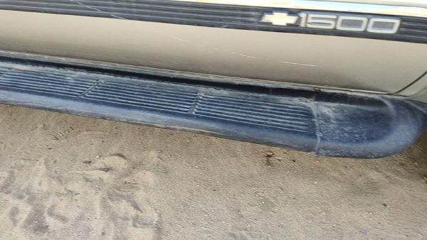 1996-1999 Chevy Suburban Pair Of Running Boards Oem Factory Side Step Set — photo 3