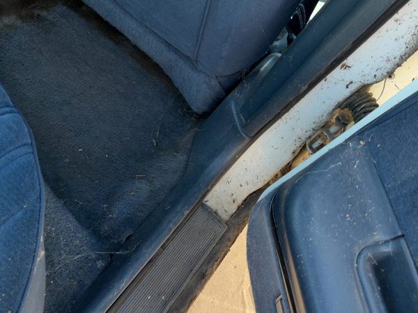 1993 Olds Eighty Eight Passenger Right Rear Lower Sill Plate Step Trim Panel Oem — photo 2